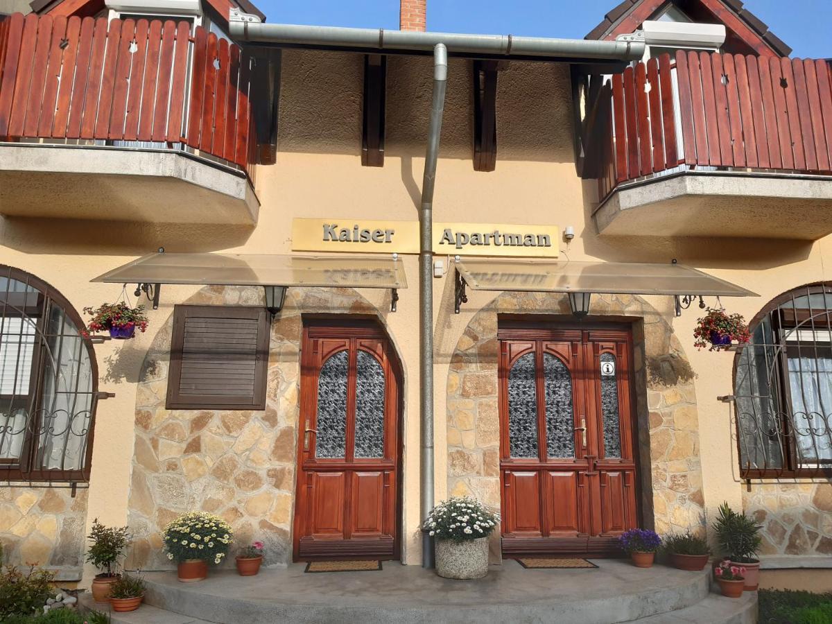 Kaiser Apartman ヘーヴィーズ エクステリア 写真