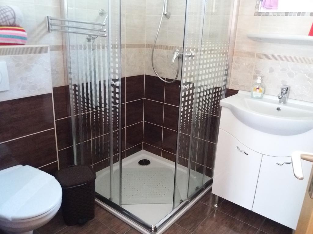 Kaiser Apartman ヘーヴィーズ エクステリア 写真